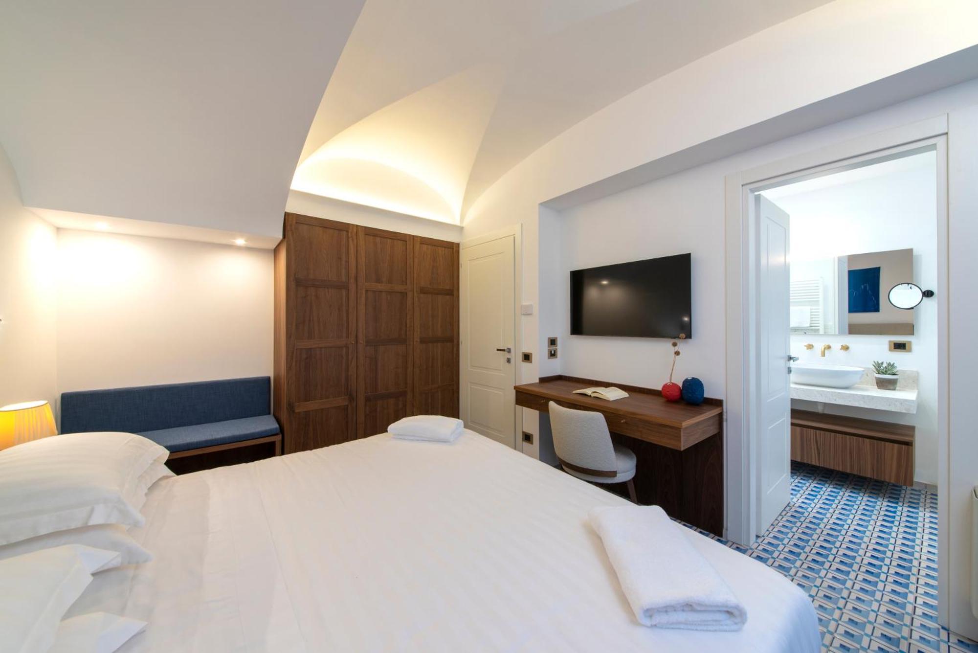 Orablu Executive Villas Форио Экстерьер фото