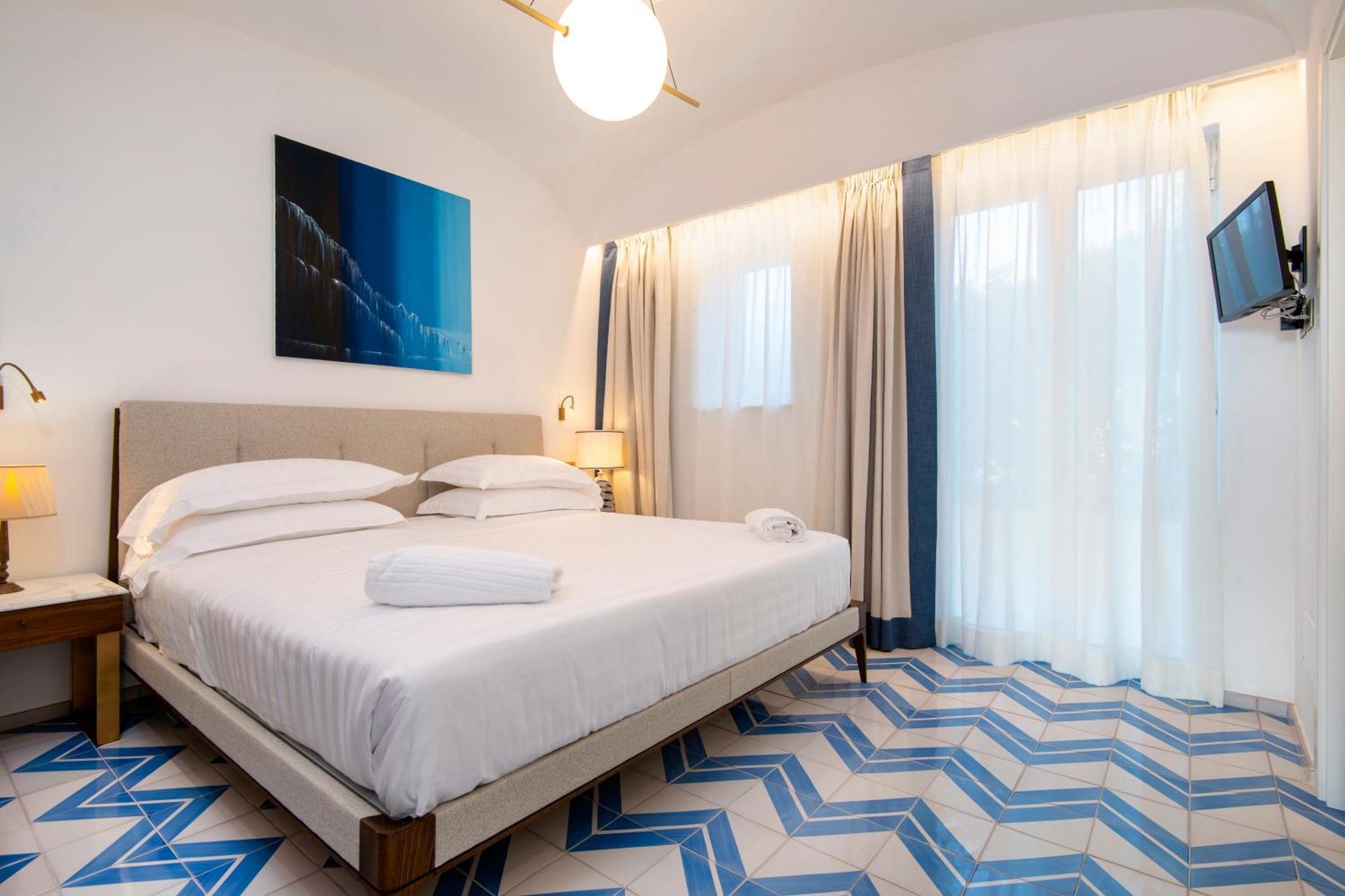 Orablu Executive Villas Форио Экстерьер фото