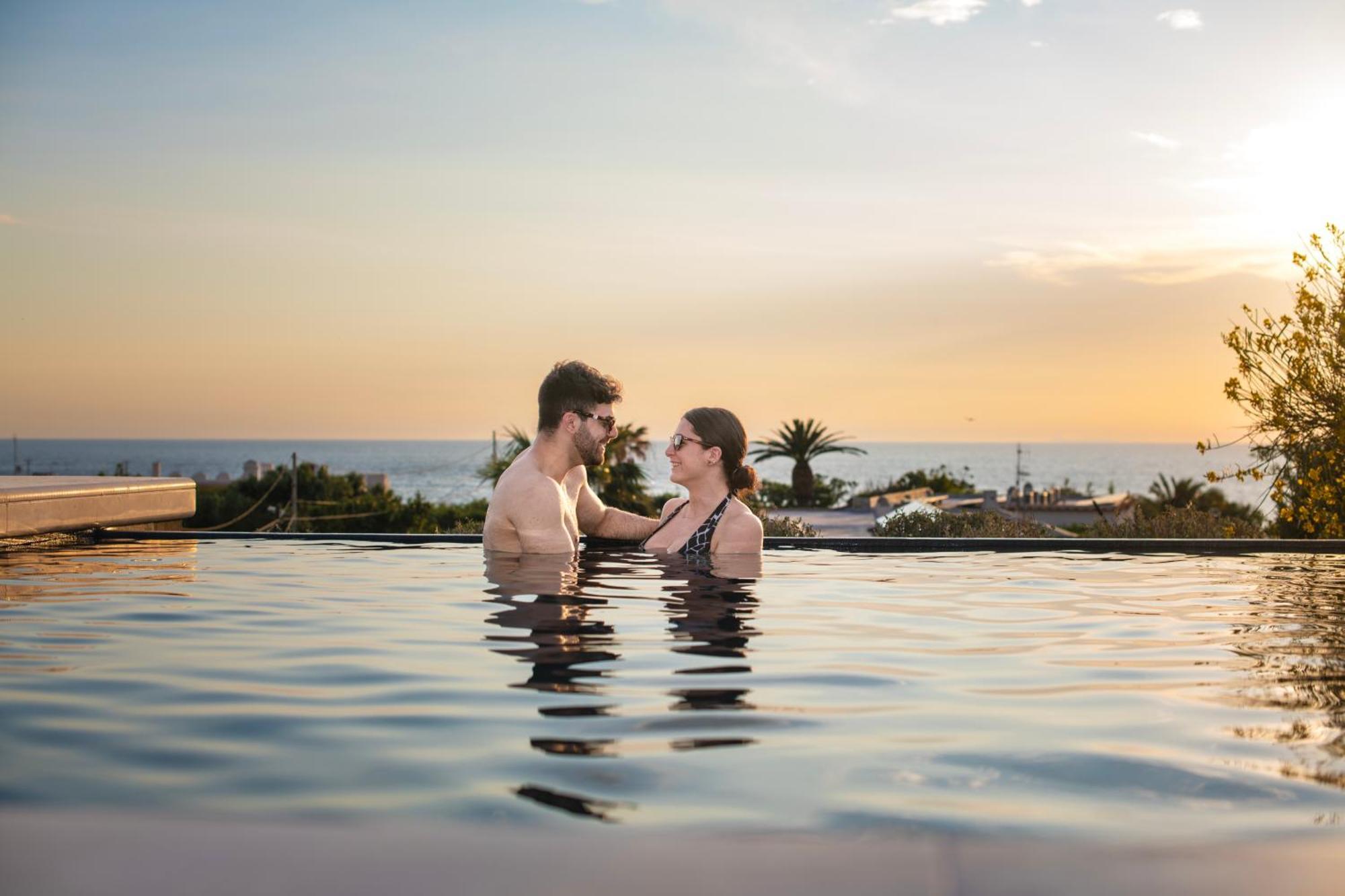 Orablu Executive Villas Форио Экстерьер фото